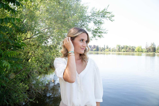 bijoux en acier inoxydable et eau de mer