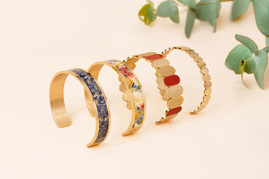 offrir un bracelet à une femme
